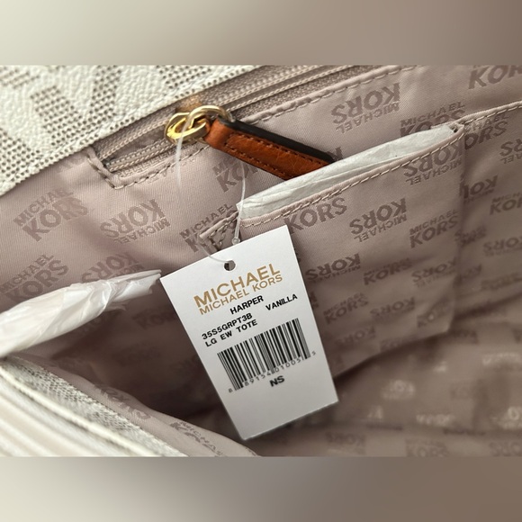 Michael Kors Harper Large Vanilla EW Tote Bag - Brand New - Picture 13 of 15